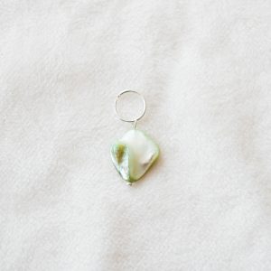 oorbel parelmoer groen zilver